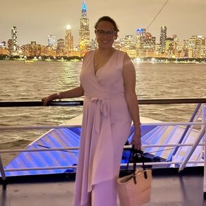 Meet your Posher, Sian